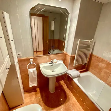Oupen De Dor - El Rincon De Alfonso I Apartmán *